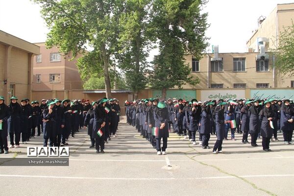 سیل مهربانی همکلاسی‌ها در ناحیه یک ری