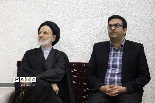 دیدار جوانان سرزمین خورشید با نماینده ولی فقیه در خراسان جنوبی