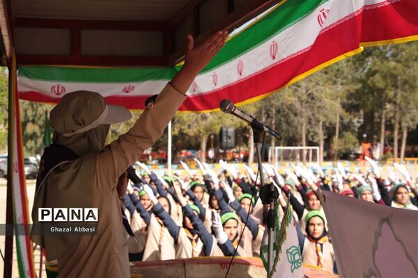 اردوی پایانی تشکیلات پیشتازان دختر ناحیه یک شیراز