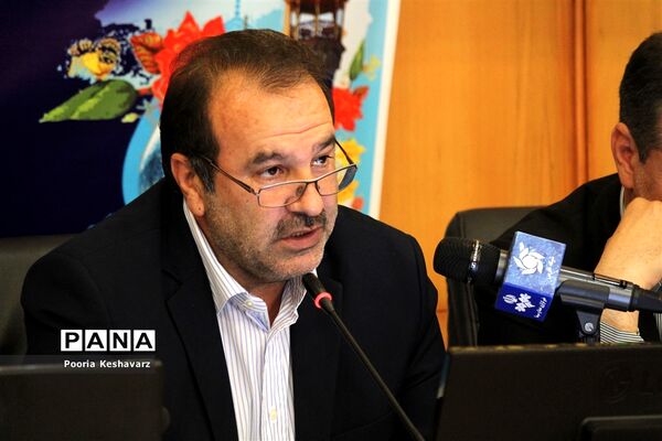 نشست روسای ادارات آموزش و پرورش استان فارس با وزیرآموزش و پرورش