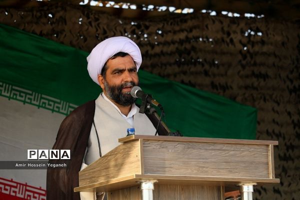 رژه روز ارتش در جزیره کیش