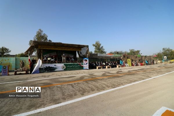 رژه روز ارتش در جزیره کیش