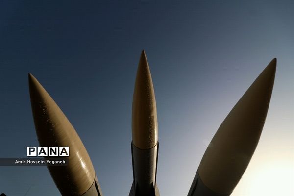 رژه روز ارتش در جزیره کیش