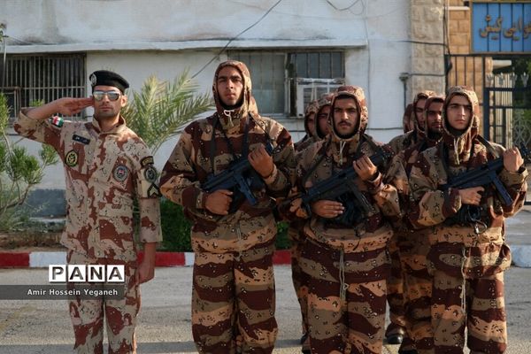 رژه روز ارتش در جزیره کیش