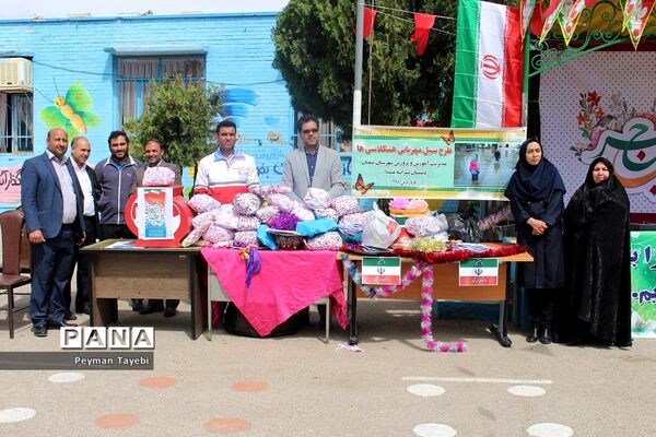 طرح سیل مهربانی همکلاسی‌ها در مدارس استان سمنان