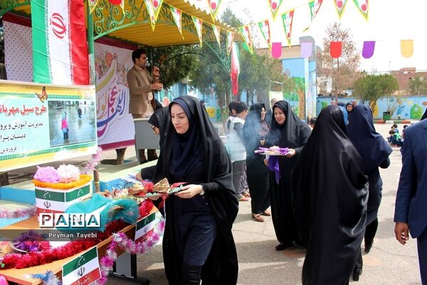 طرح سیل مهربانی همکلاسی‌ها در مدارس استان سمنان