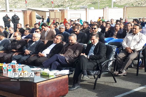 سفر وزیر آموزش و پرورش به منطقه درودزن در فارس