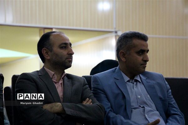 همایش دانش‌آموز خلاق در ساری