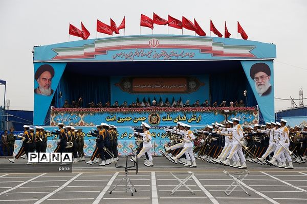 مراسم رژه روز ارتش