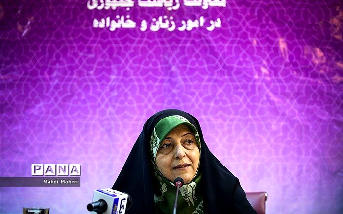 ابتکار: روحانی انتظار دارد همه دستگاه های کشور برای ارتقا وضعیت ‎زنان و خانواده ایرانی اقدام کنند