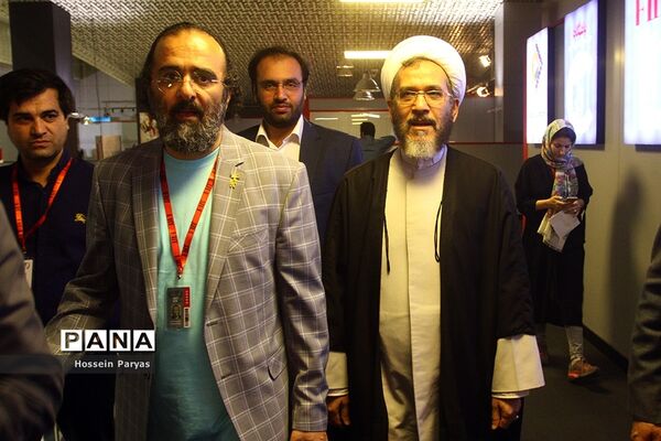 اولین روز سی و هفتمین جشنواره جهانی فیلم فجر