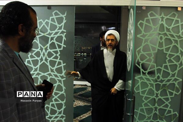 اولین روز سی و هفتمین جشنواره جهانی فیلم فجر
