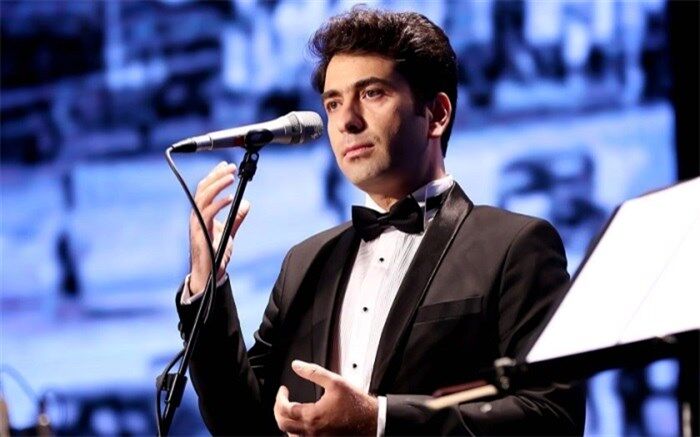 محمد معتمدی برای شهدای ایرباس می‌خواند