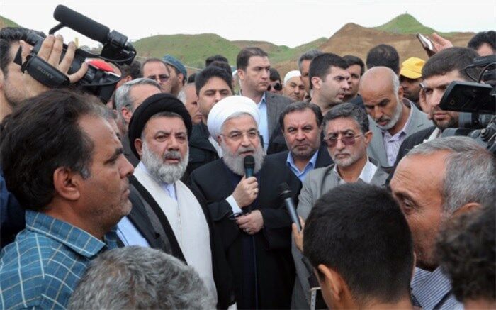 دستور روحانی به وزیر کشور: بازسازی  پلدختر، معمولان و روستاهای آسیب‌دیده  لرستان در اولویت باشد