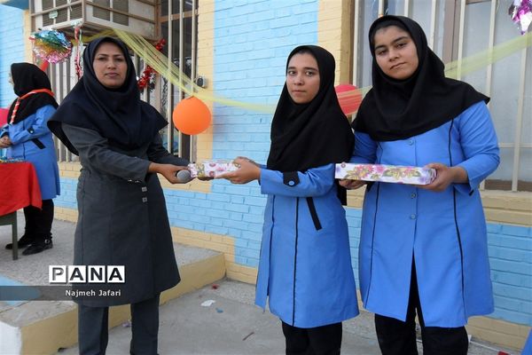 جشن نیمه شعبان در آموزشگاه شهید انصاری زرین دشت