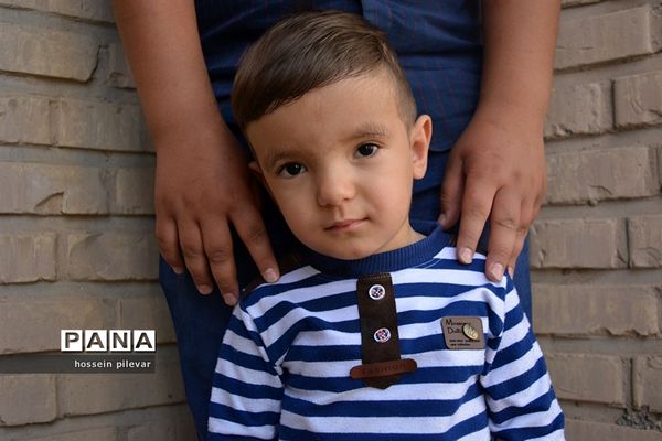 پخش شربت و شیرینی در جشن میلاد امام زمان (عج) شهرستان خوسف