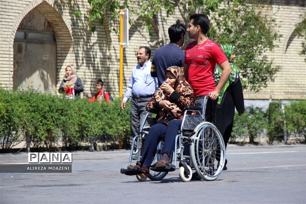 راهپیمایی بزرگ منتظران مهدی{عج} در شیراز