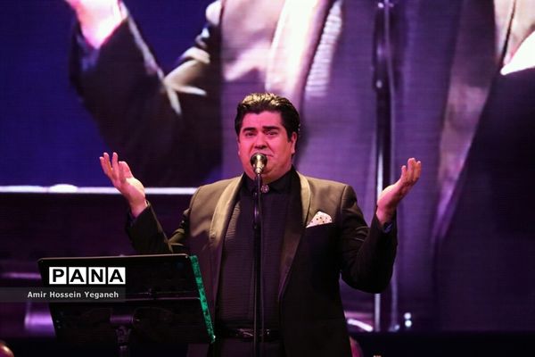 کنسرت خیریه سالار عقیلی در جزیره کیش