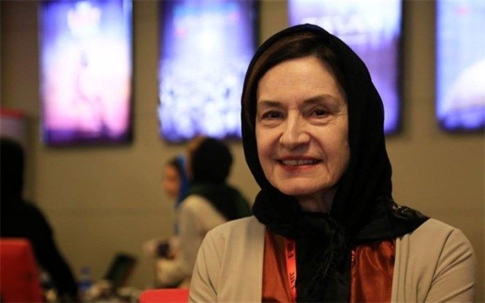 دبورا یانگ:حضور اولیور استون در جشنواره فجر سال قبل شگفت‌انگیز بود