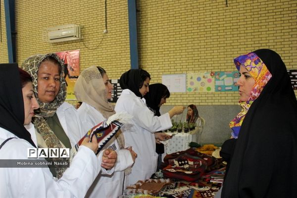 افتتاح نمایشگاه هفته معرفی مشاغل در بوشهر