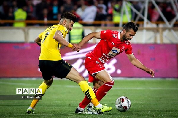 دیدارتیم‌های پرسپولیس و سپاهان