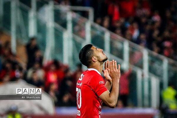 دیدارتیم‌های پرسپولیس و سپاهان