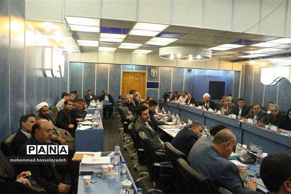 نشست هم‌اندیشی مدیران ستادی و استانی سازمان دانش‌آموزی