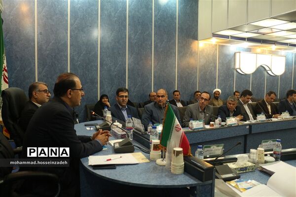 نشست هم‌اندیشی مدیران ستادی و استانی سازمان دانش‌آموزی