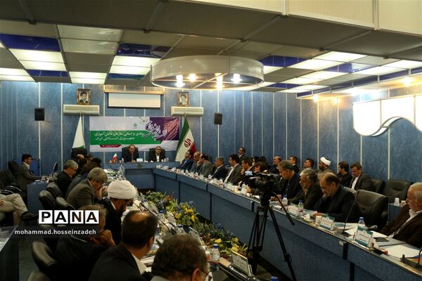 نشست هم‌اندیشی مدیران ستادی و استانی سازمان دانش‌آموزی