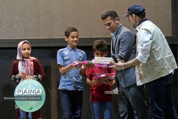 تماشاخانه سیار کانون کشور در پارک شهید سبحانی اهواز