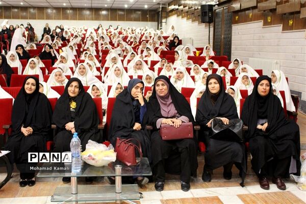 مراسم جشن عبادت دانش آموزان دختر مدارس ابتدایی شهرستان محلات