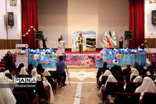 مراسم جشن عبادت دانش آموزان دختر مدارس ابتدایی شهرستان محلات