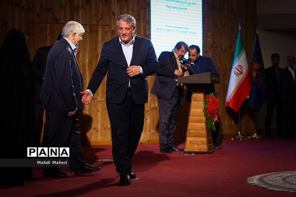 رونمایی شانزدهمین خاطرات رونوشت آیت الله هاشمی رفسنجانی