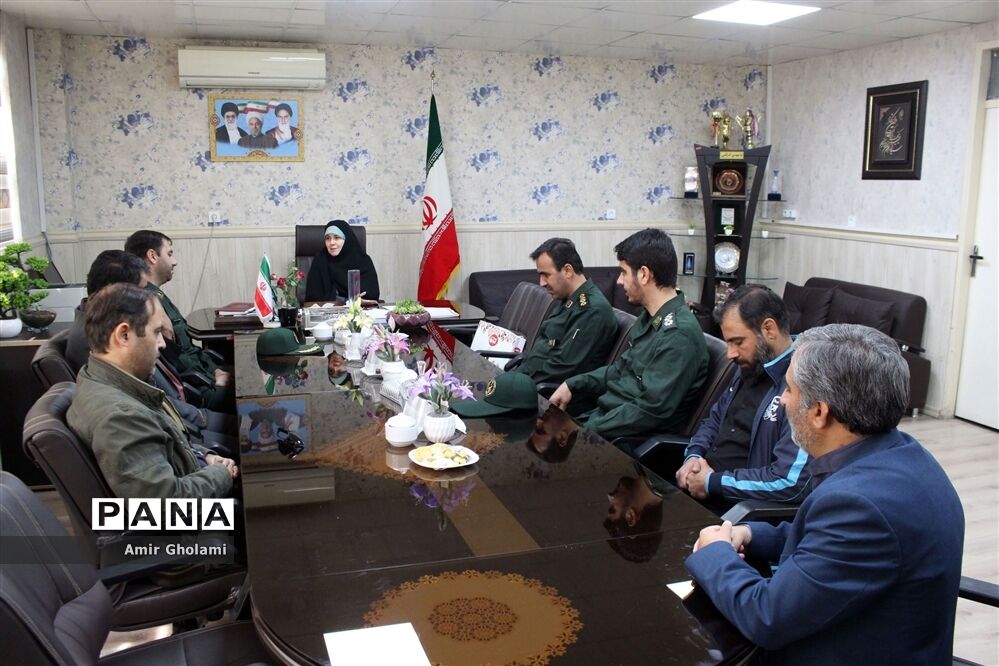 برگزاری مراسم تکریم و معارفه فرماندهان حوزه مقاومت بسیج دانش‌آموزی و فرهنگیان چهاردانگه
