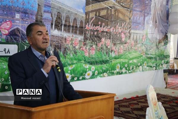 مراسم جشن تکلیف دانش‌آموزان دختر منطقه میانه