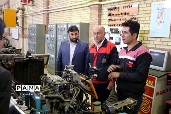 نمایشگاه‌های معرفی مشاغل منطقه میانه