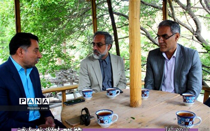 جلسه بررسی مشکلات تفرجگاه تامهر روستای اسلامیه شهرستان تفت
