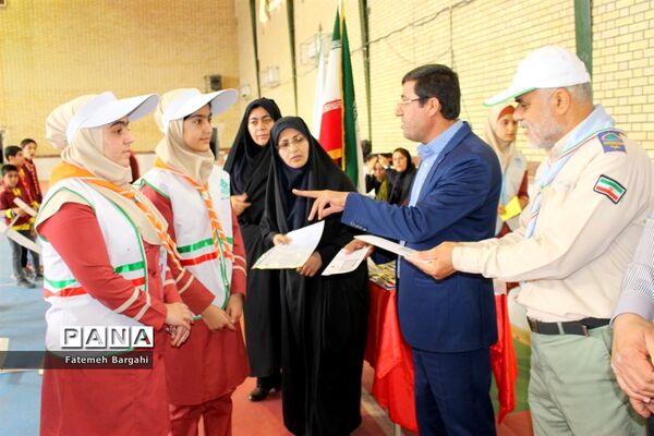 مسابقه گلایدر دانش‌آموزان اداره آموزش و پرورش شبانکاره