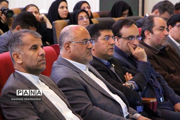 آیین اختتامیه سومین جشنواره سفیران سلامت آموزش و پرورش آذربایجان غربی