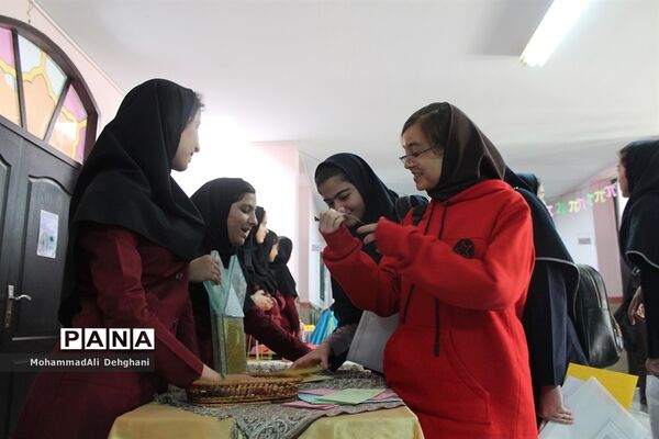 جشنواره دوستی با ریاضی شهرستان بهارستان