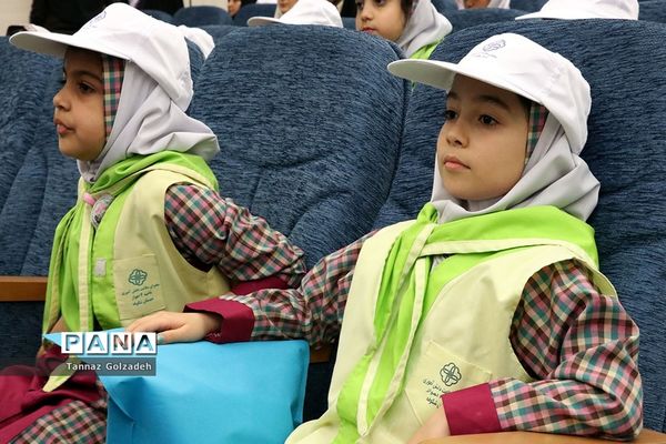 آیین اختتامیه سومین جشنواره سفیران سلامت دانش‌آموزی خوزستان