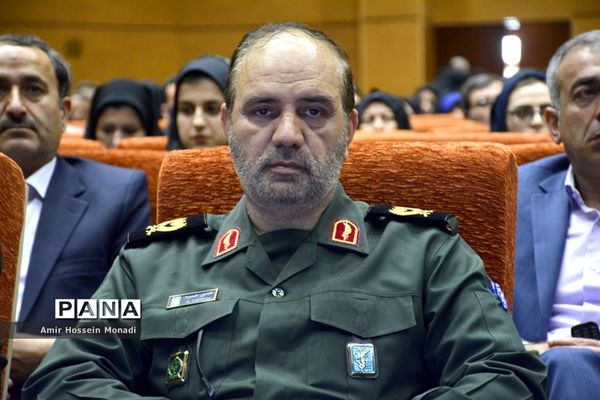 همایش  کشوری گام دوم انقلاب اسلامی در تالار معلم تبریز