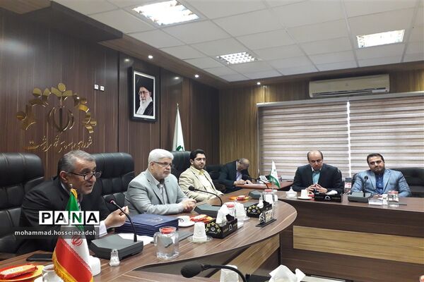 دیداراعضای تشکیلات سازمان دانش آموزی استان گیلان با اعضای شورای اسلامی شهررشت