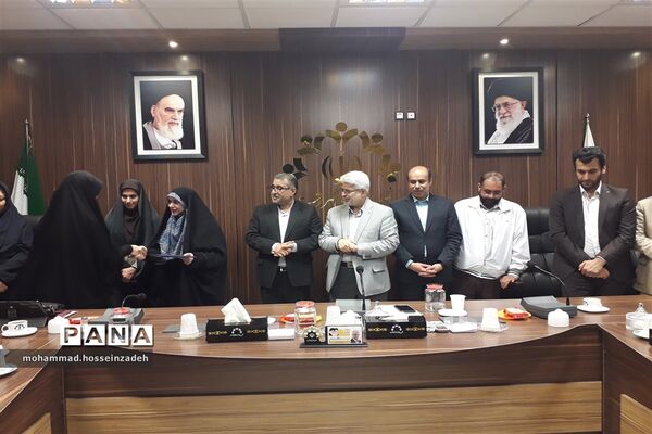 دیداراعضای تشکیلات سازمان دانش آموزی استان گیلان با اعضای شورای اسلامی شهررشت
