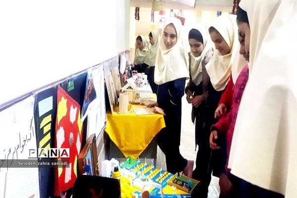 نمایشگاه هفته مشاغل در مدرسه فاطمیه ملارد