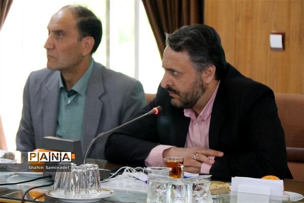 یکصد و سی و یکمین جلسه شورای آموزش و پرورش استان اصفهان