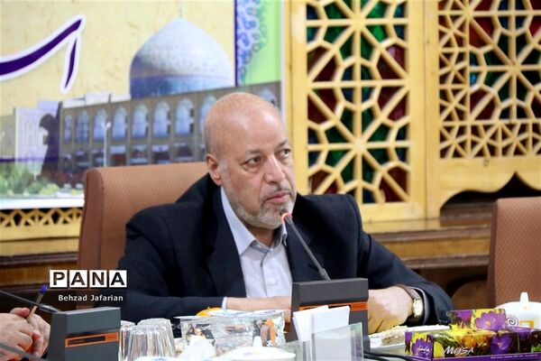 یکصد و سی و یکمین جلسه شورای آموزش و پرورش استان اصفهان