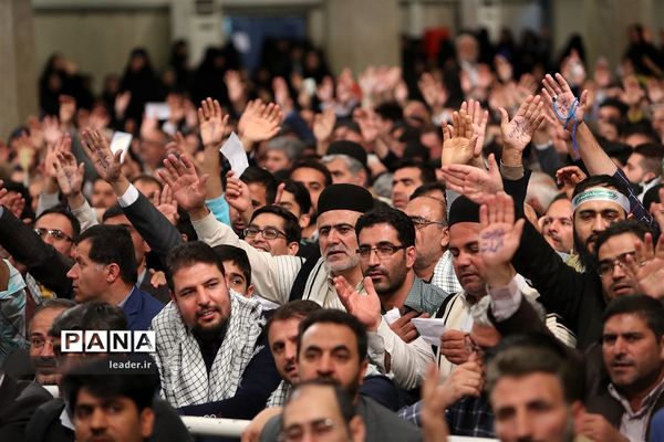 دیدار هزاران نفر از معلمان و فرهنگیان سراسر کشور به‌مناسبت روز معلم با مقام معظم رهبری