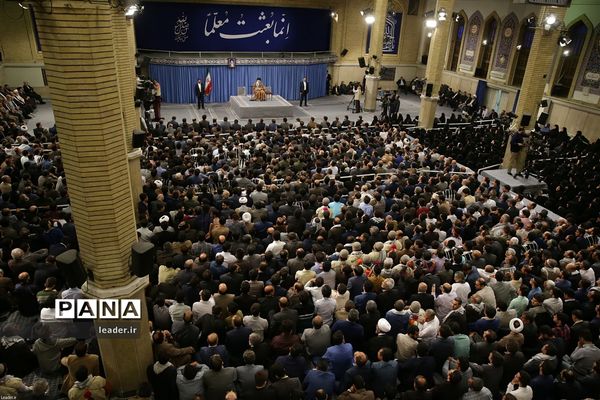 دیدار هزاران نفر از معلمان و فرهنگیان سراسر کشور به‌مناسبت روز معلم با مقام معظم رهبری