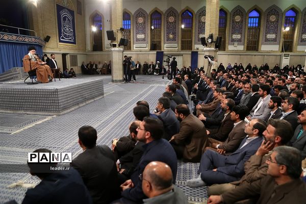 دیدار هزاران نفر از معلمان و فرهنگیان سراسر کشور به‌مناسبت روز معلم با مقام معظم رهبری